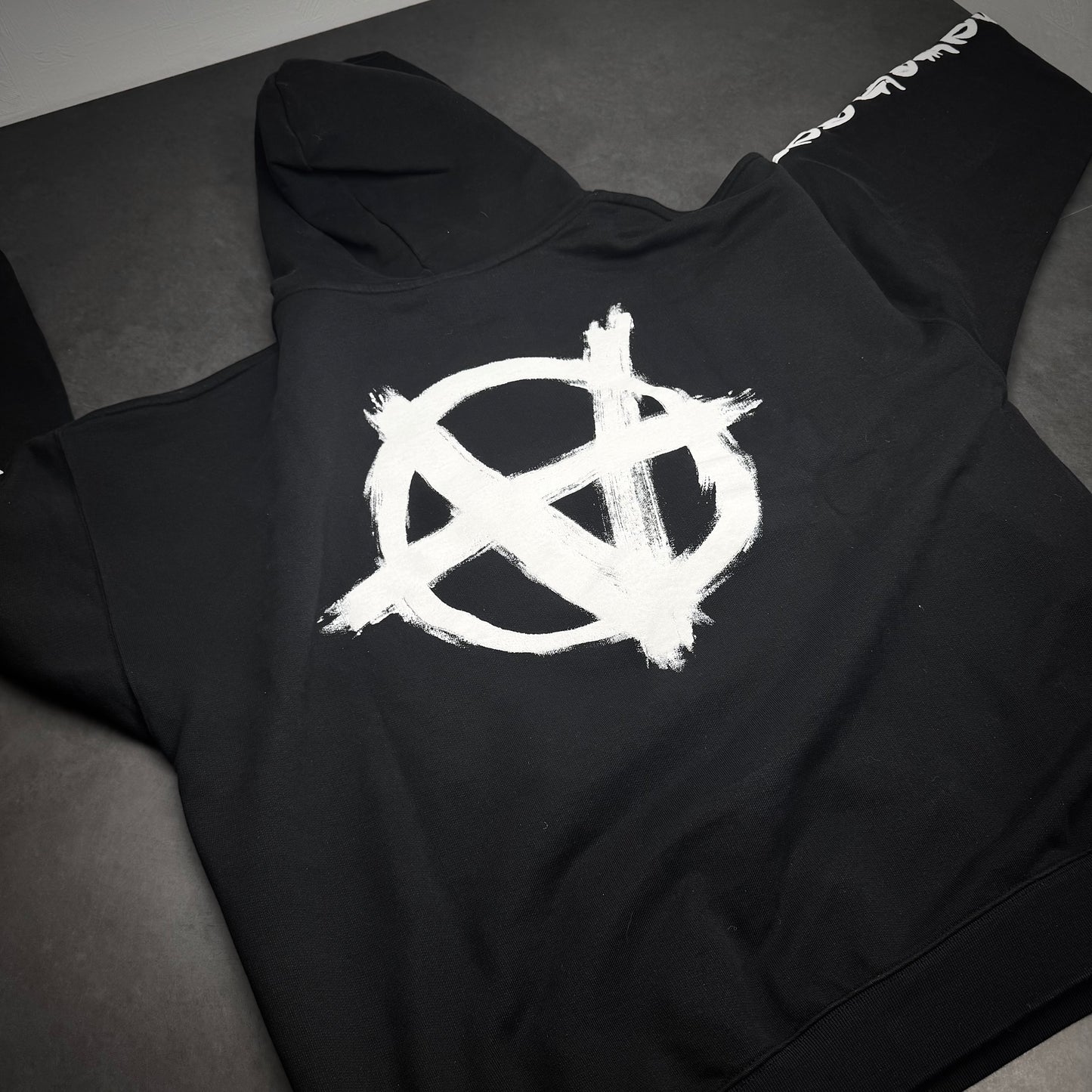 Vetements „Anarchy“ Hoodie