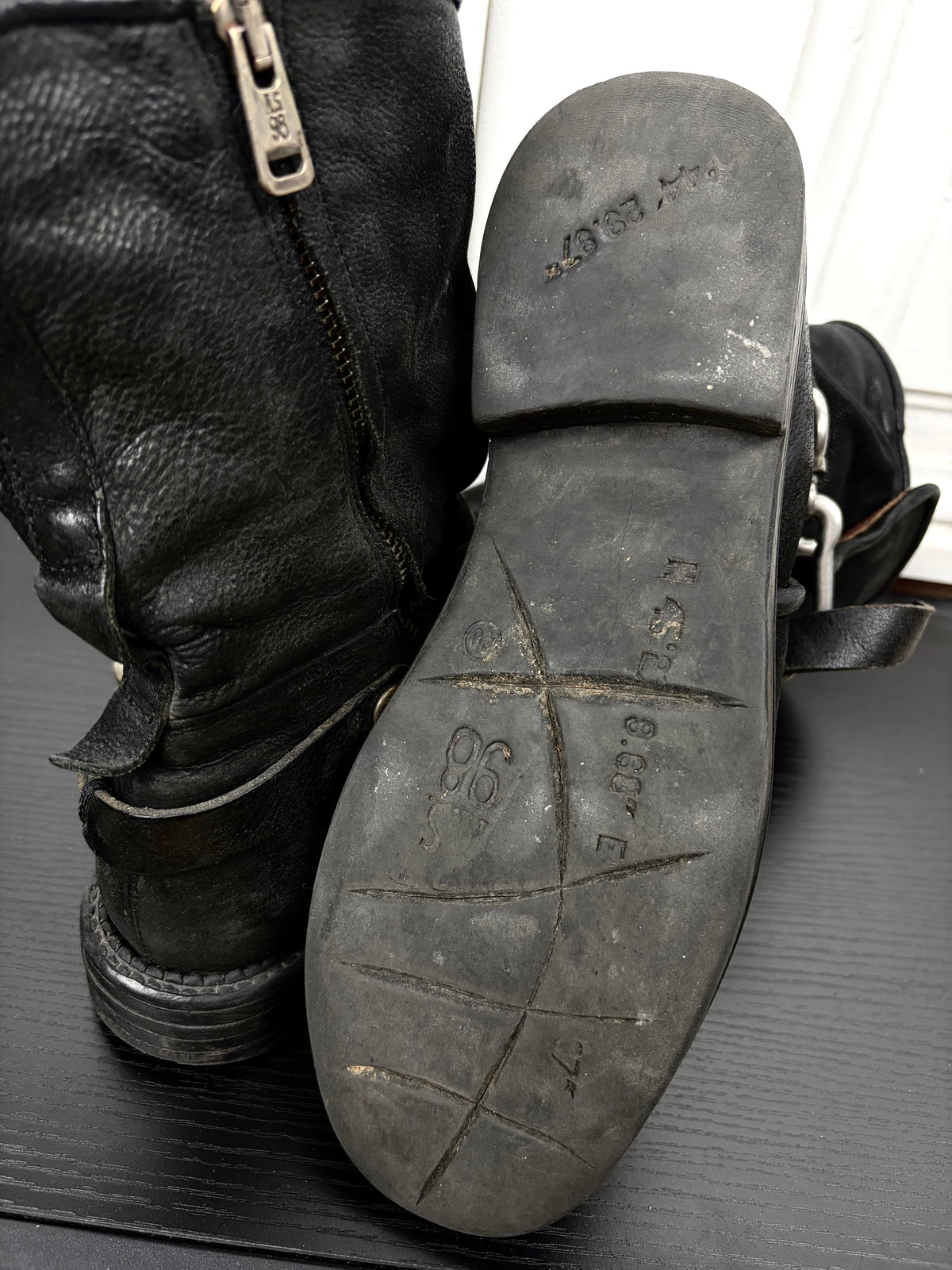 A.S. 98 Carabiner Boot