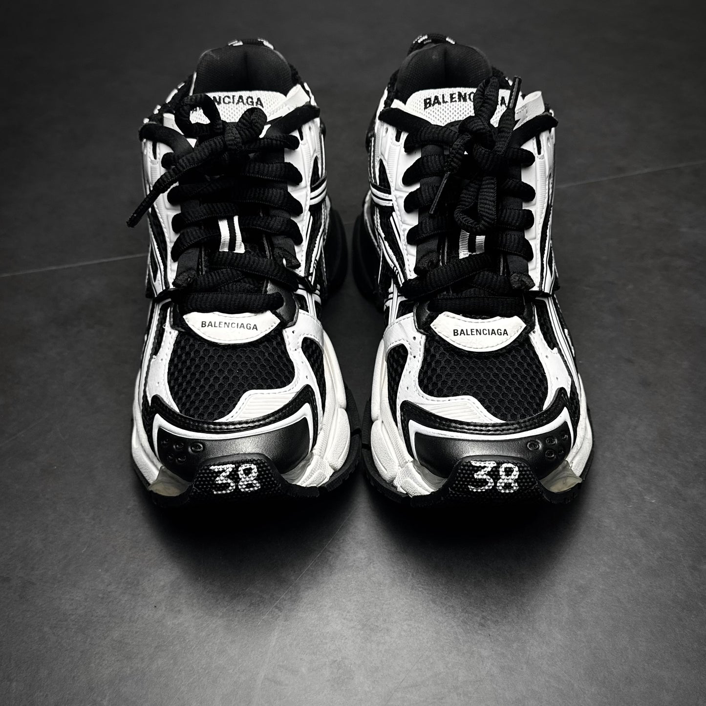 Balenciaga Black/White Runner