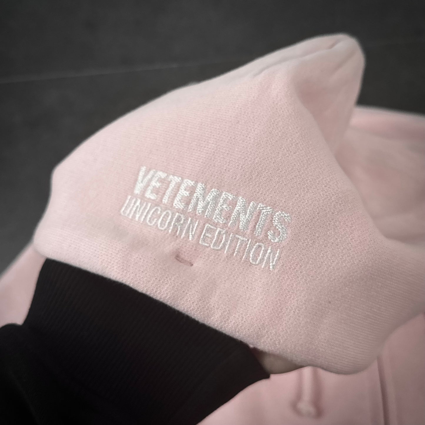 Vetements „Unicorn“ Zip Hoodie