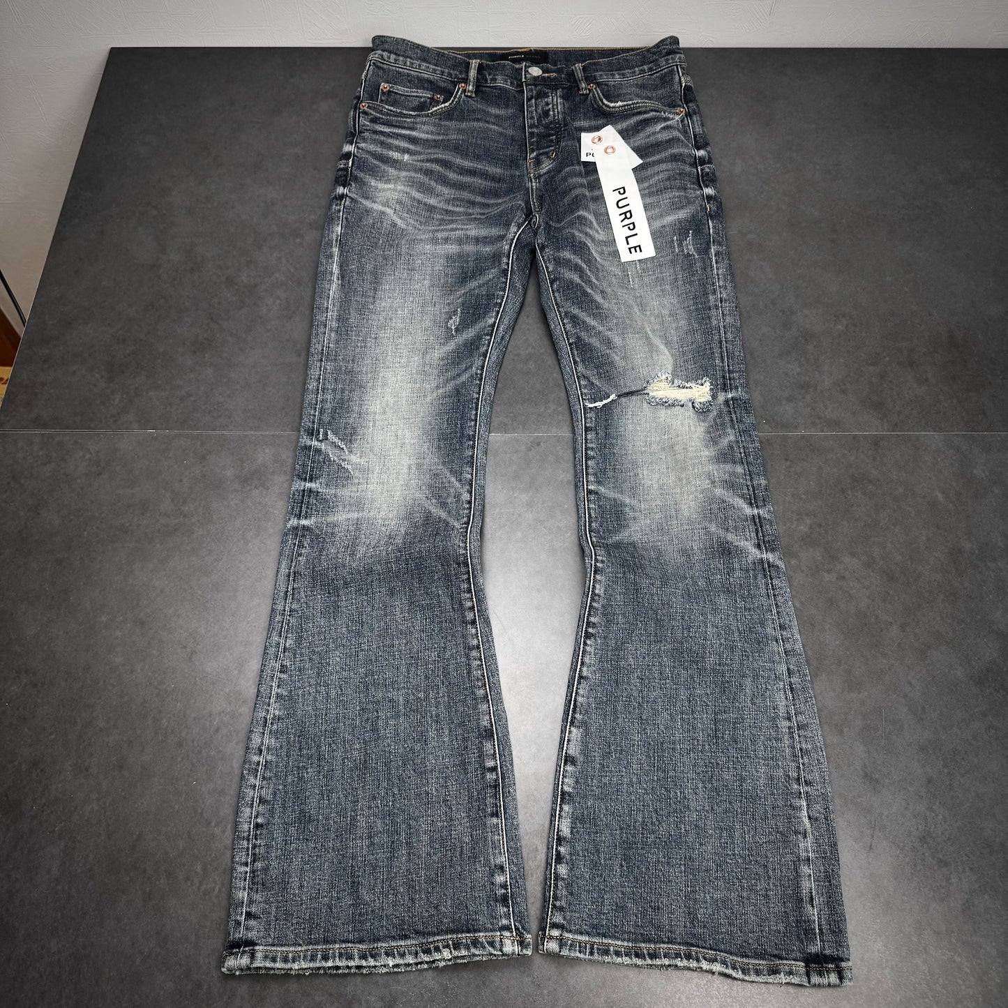 Purple Brand „P004“ Flared Denim