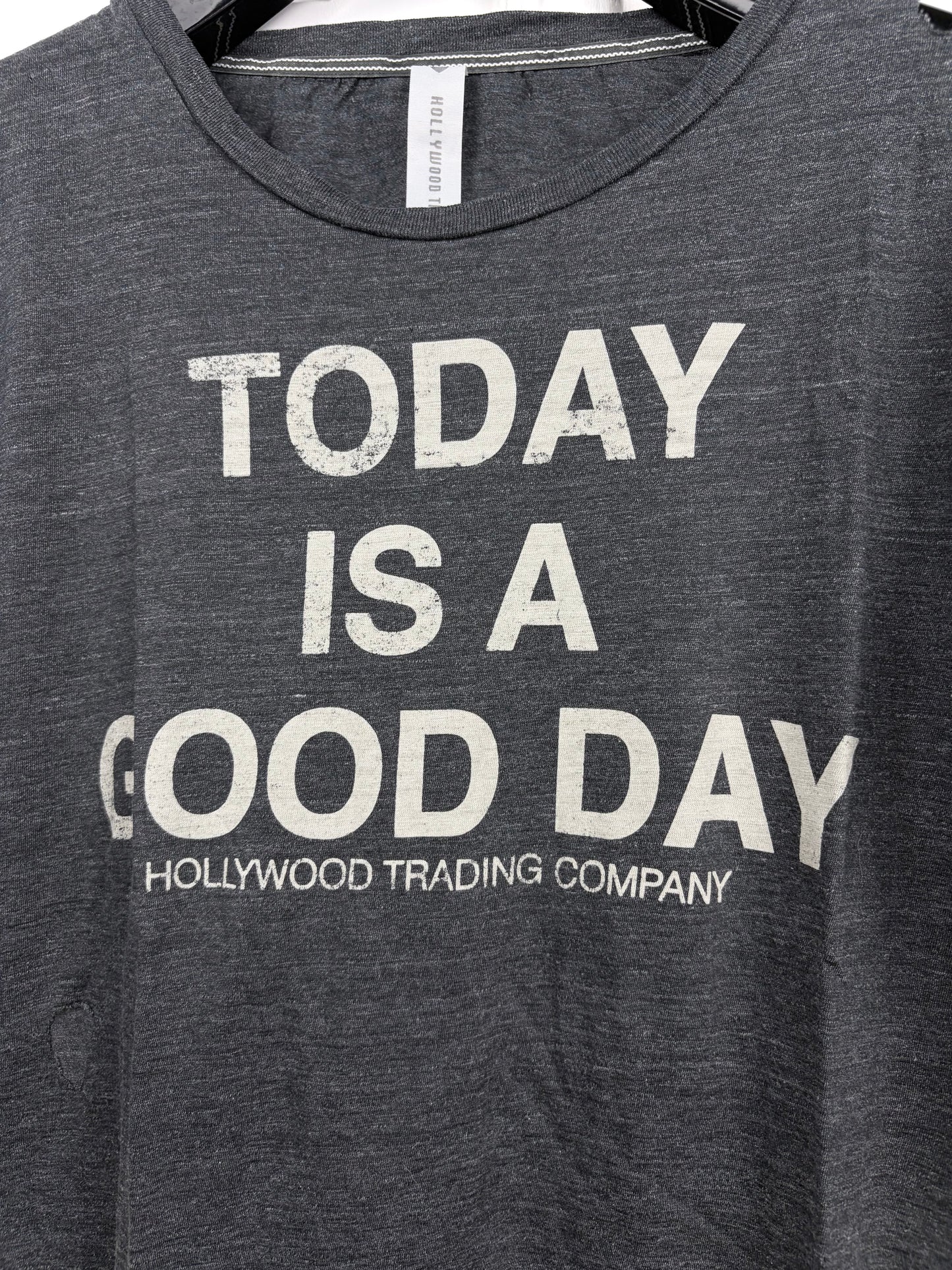 HTC „Today Is A Good Day“ Distressed Tshirt