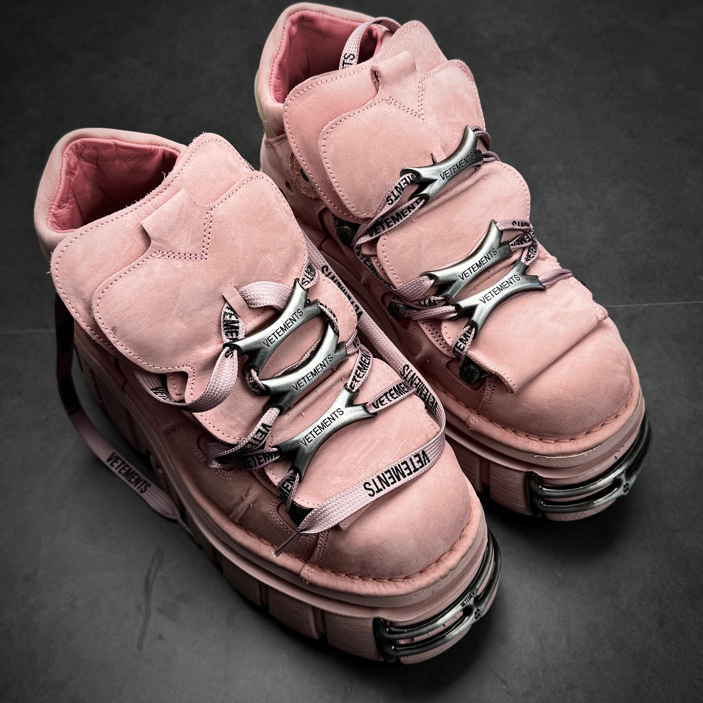 Vetements newrocks suede pink