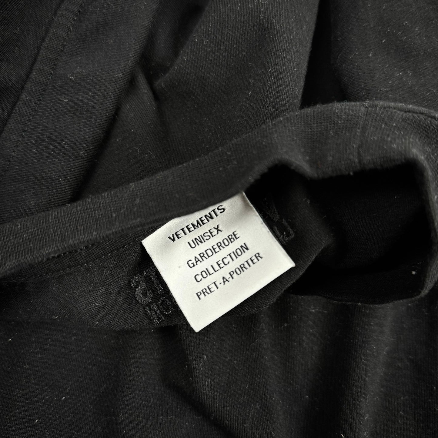 Vetements „Call me“ Tshirt
