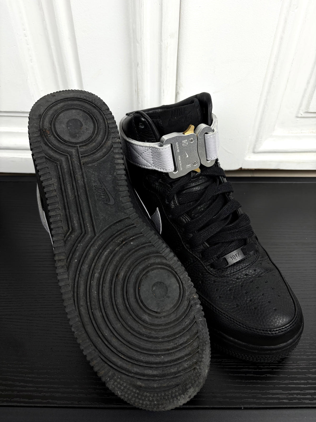 1017 ALYX 9SM x Nike Buckle Airforce