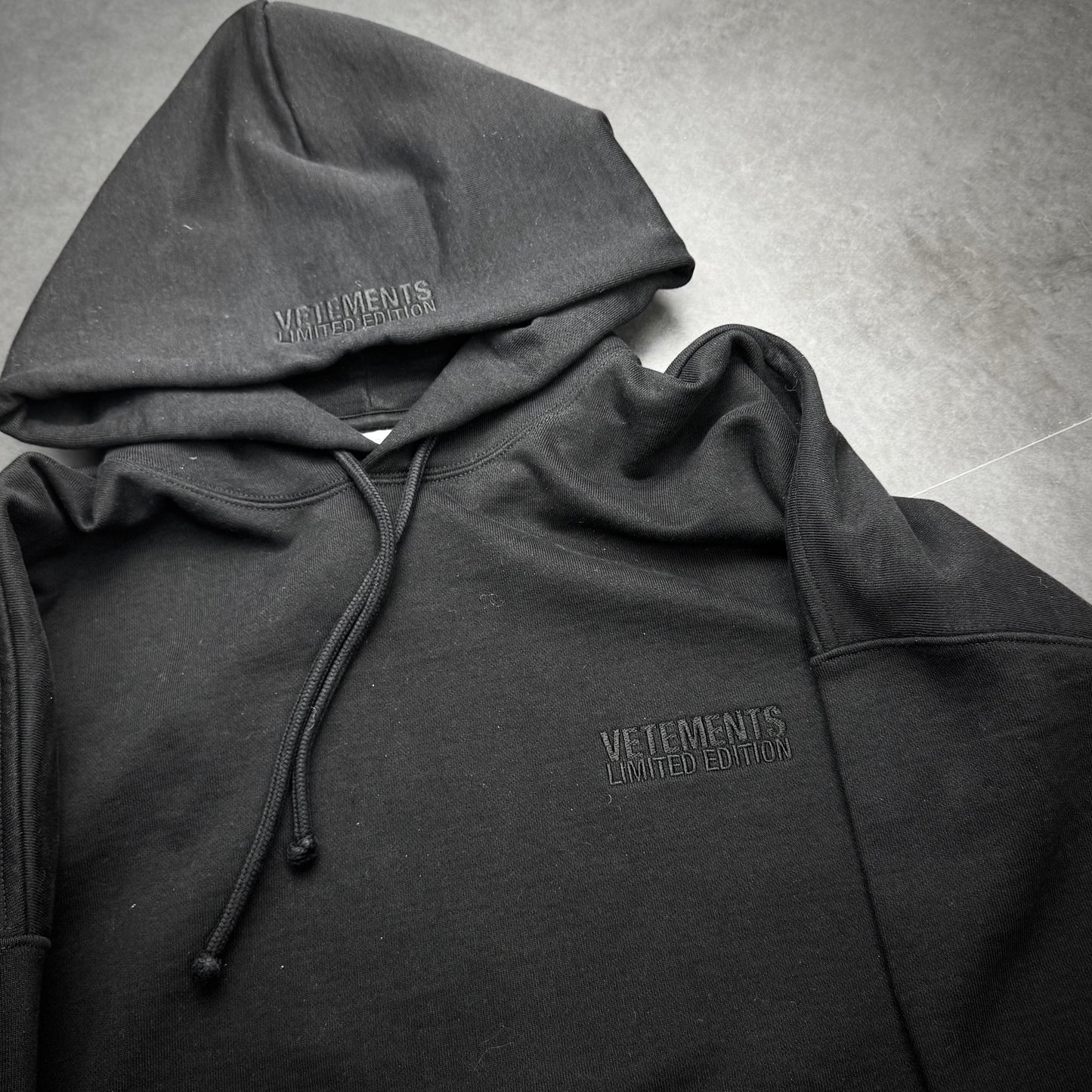 Vetements „limited edition“ hoodie