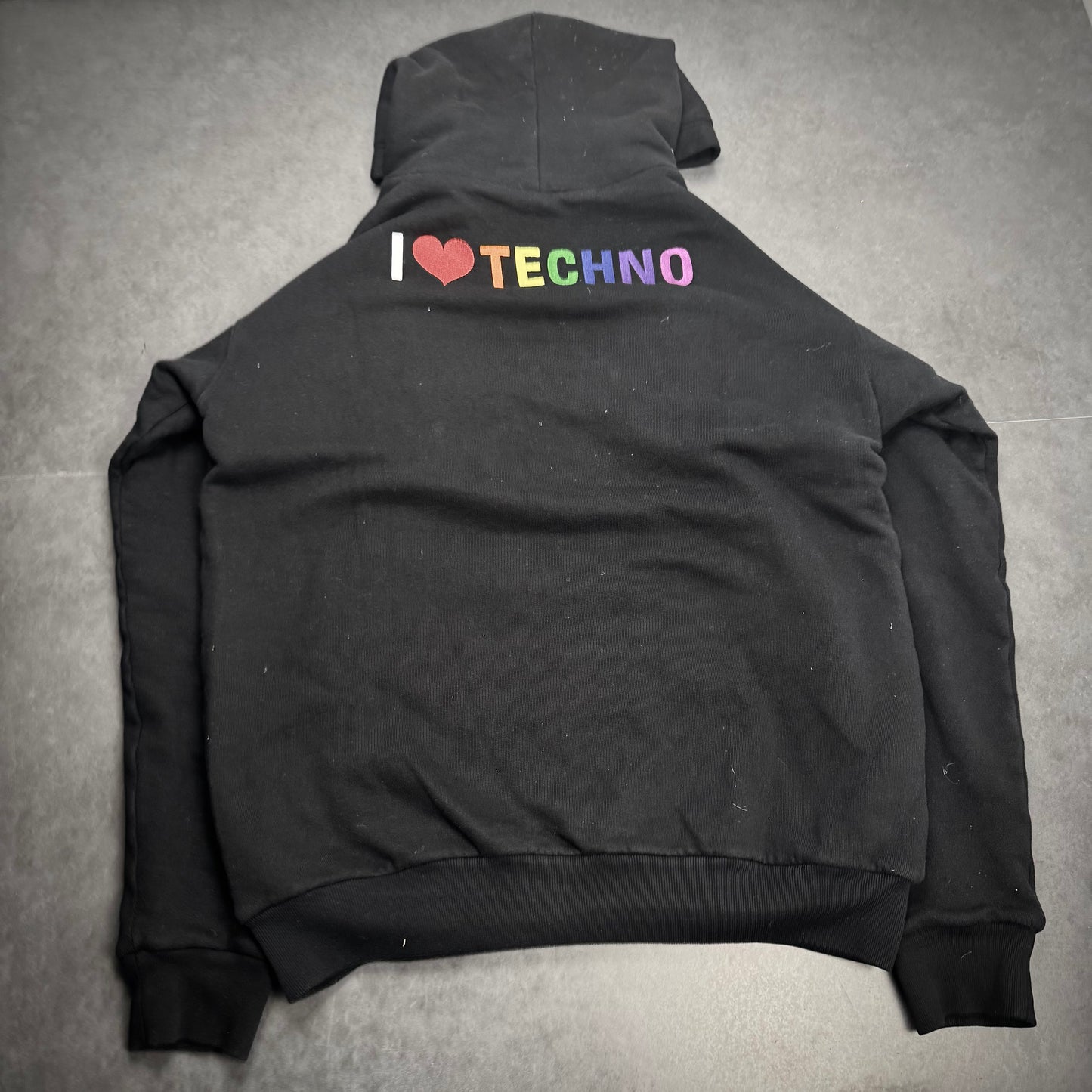 Balenciaga „I <3 Techno“ Hoodie
