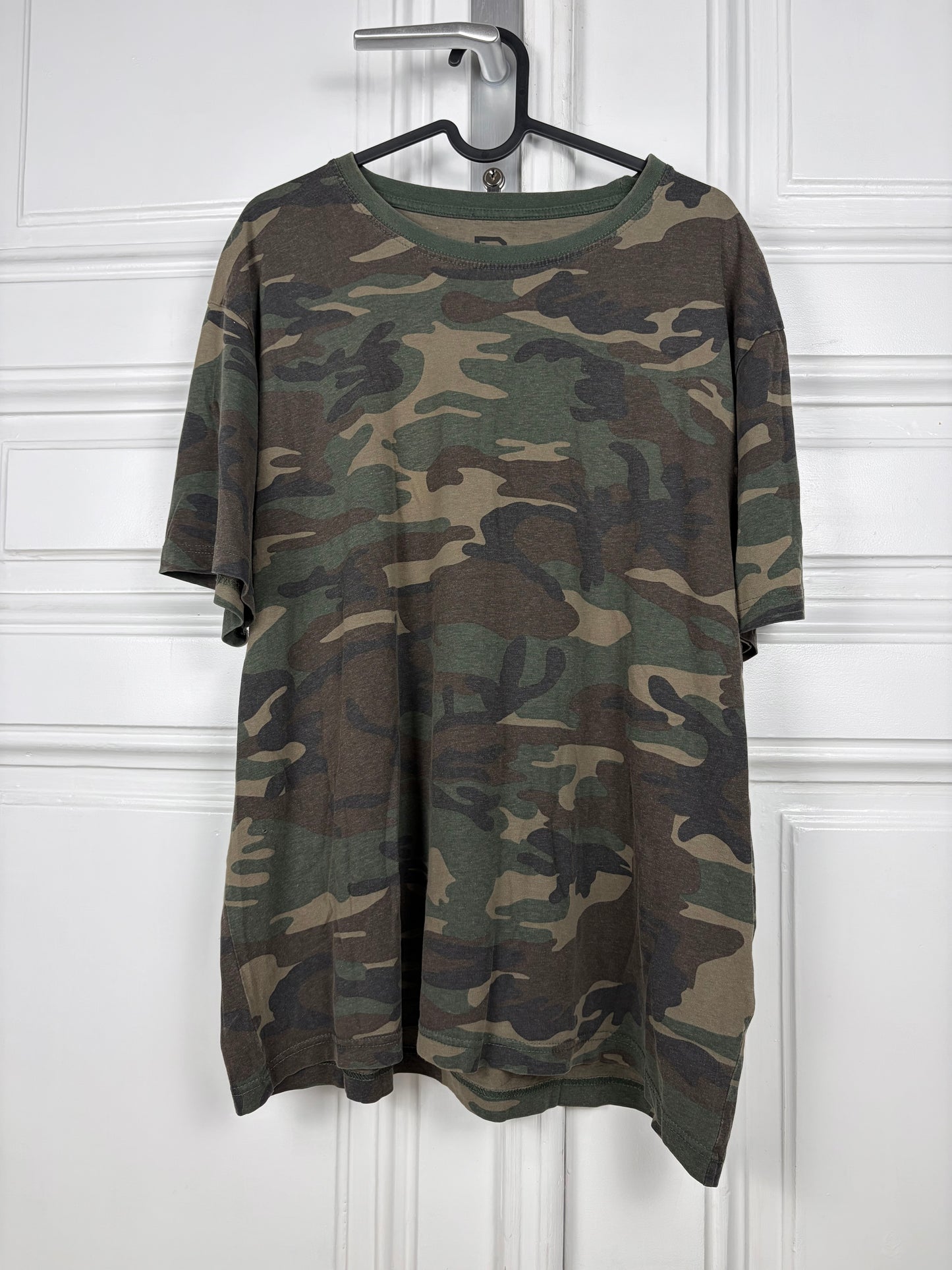 Vintage camo tee