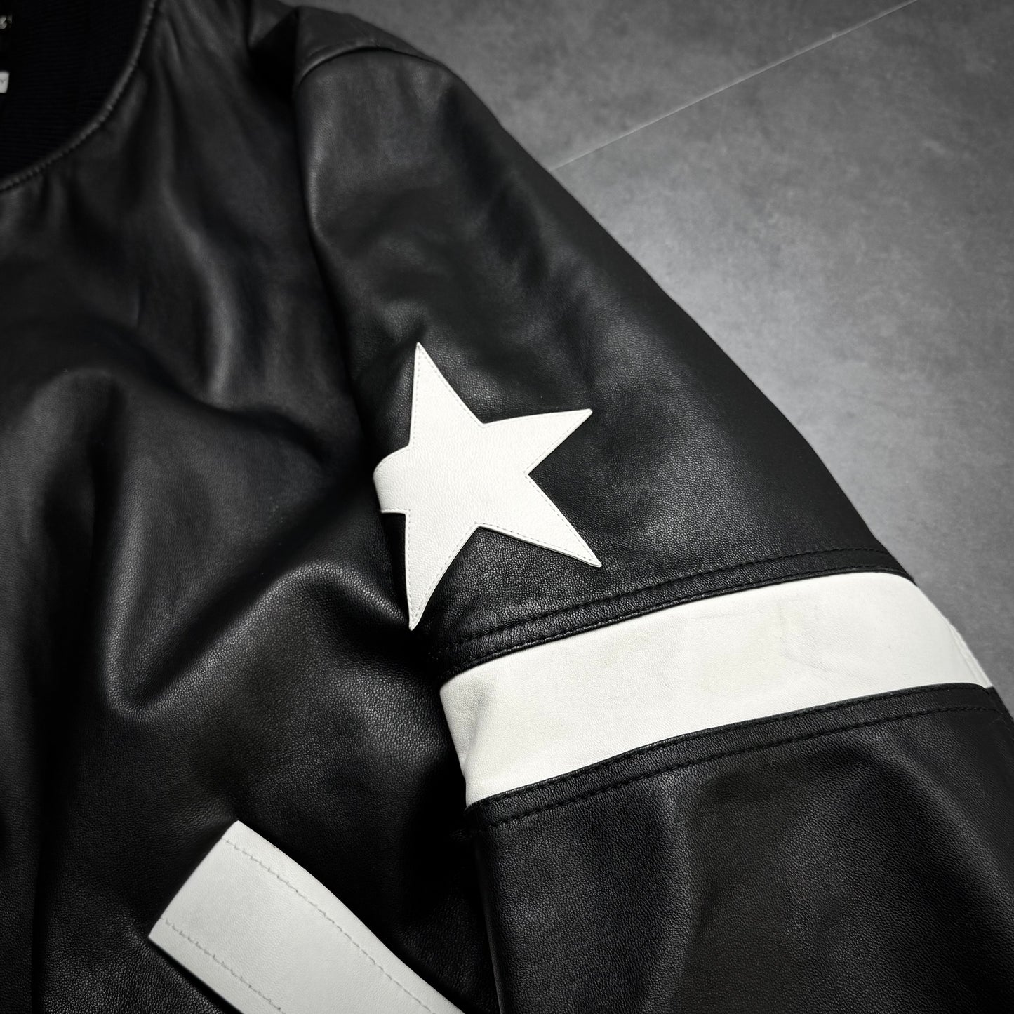 Givenchy Star Lambskin Bomberk