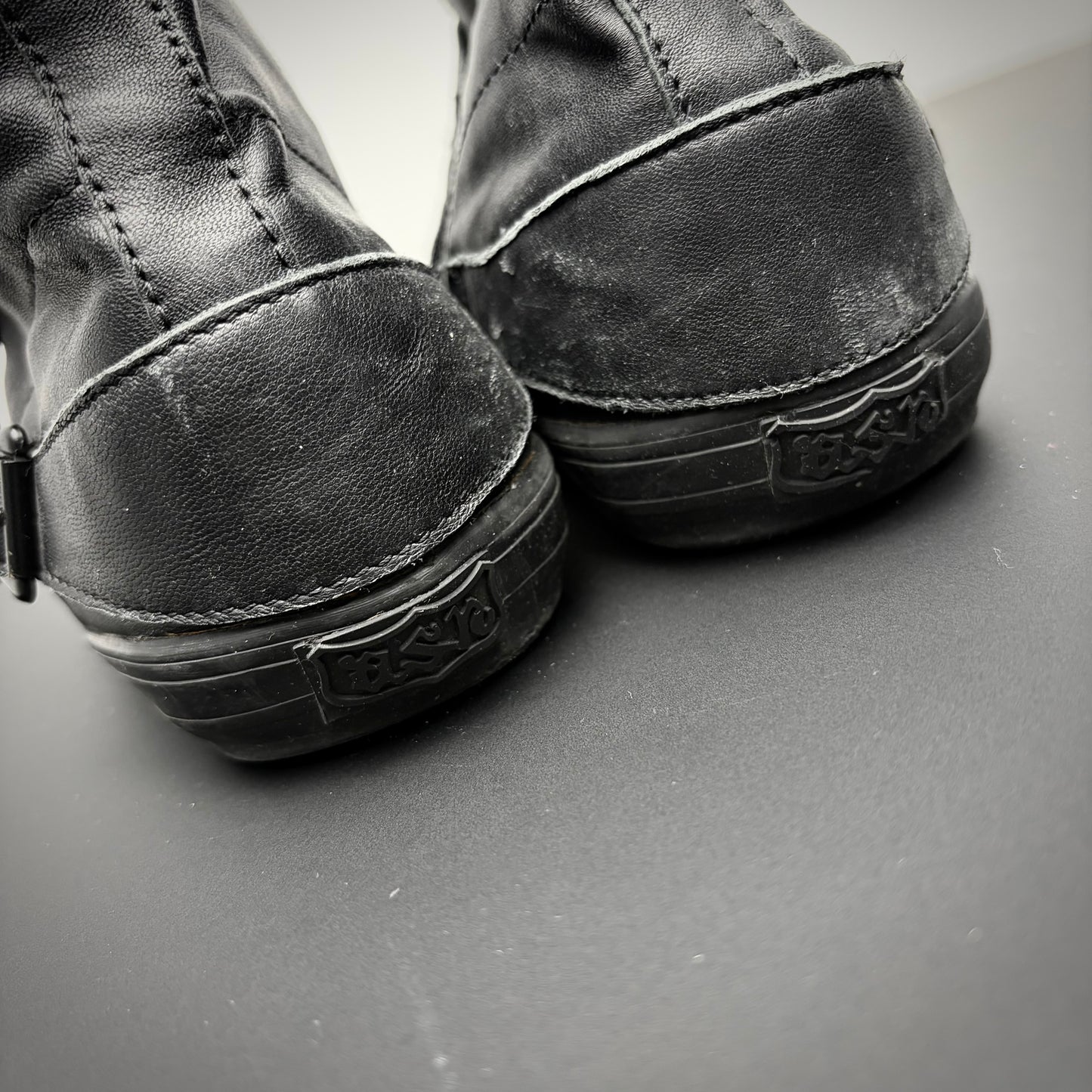 Ash Strap Converse