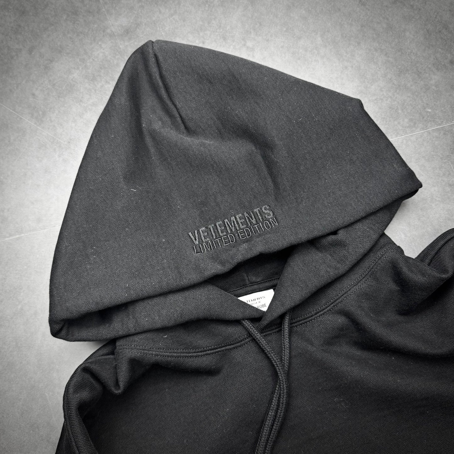 Vetements „limited edition“ hoodie