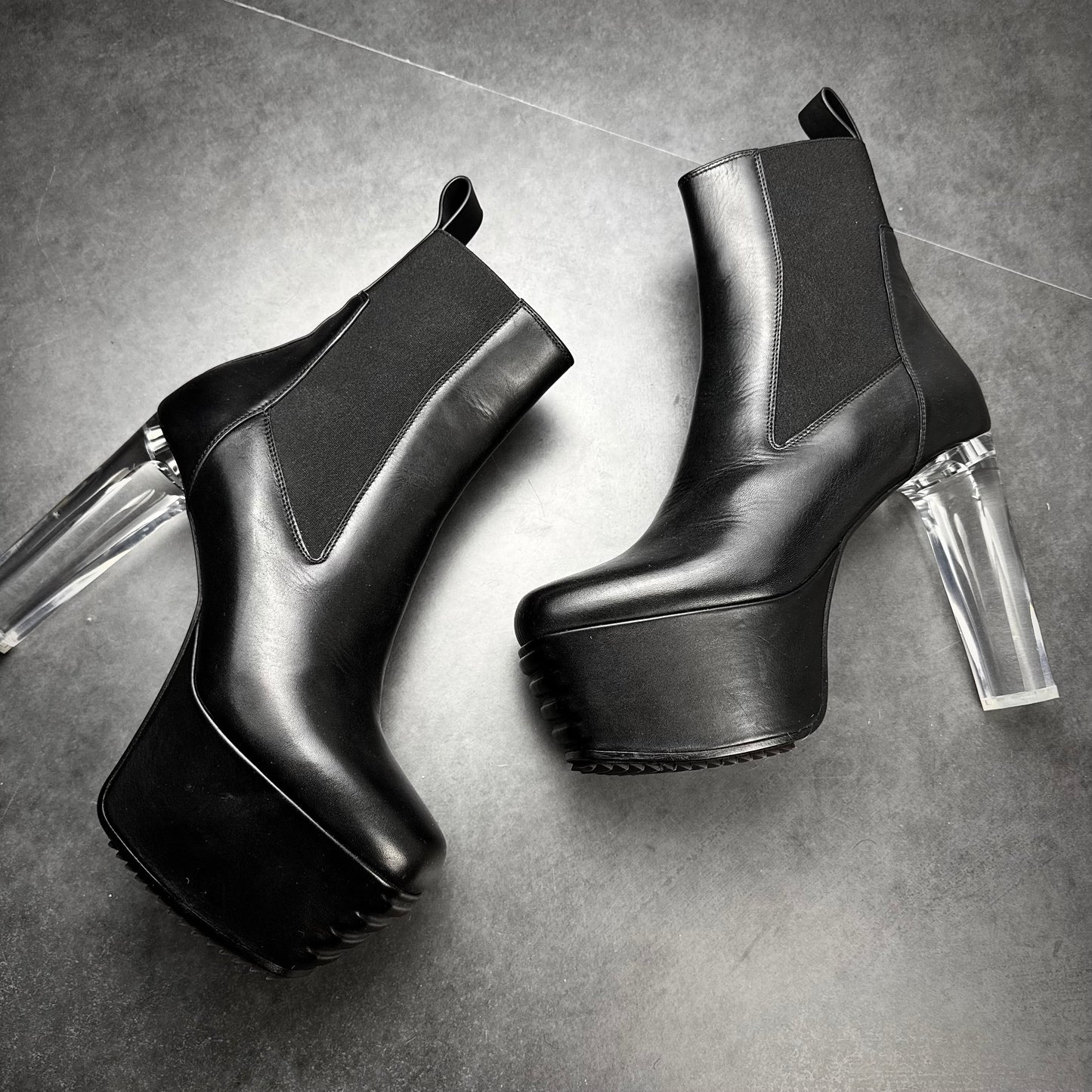 Rick Owens „Minimal Grill“ Kissheels F/W23 LUXOR