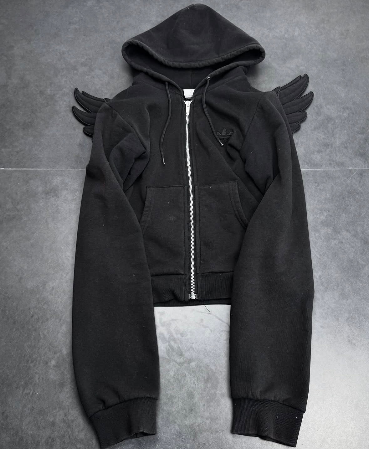 Jeremy Scott x Adidas Wing Hoodie – 7sehnsucht