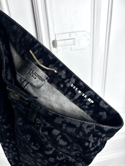 Saint Laurent Velours Leopard D05