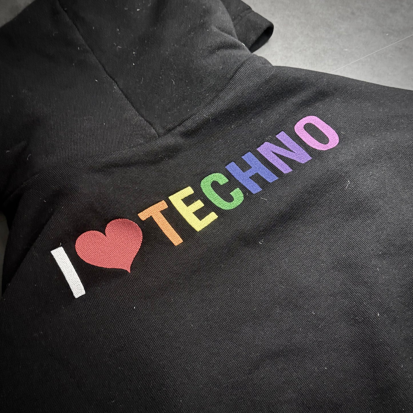 Balenciaga „I <3 Techno“ Hoodie