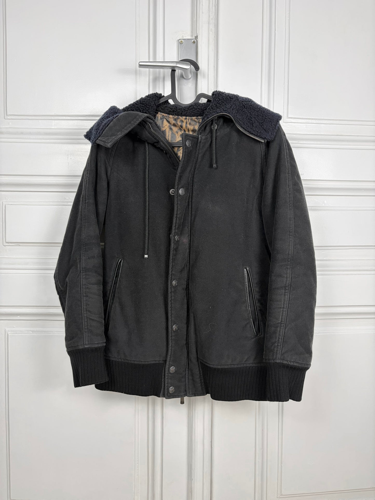 Roar bomber jacket