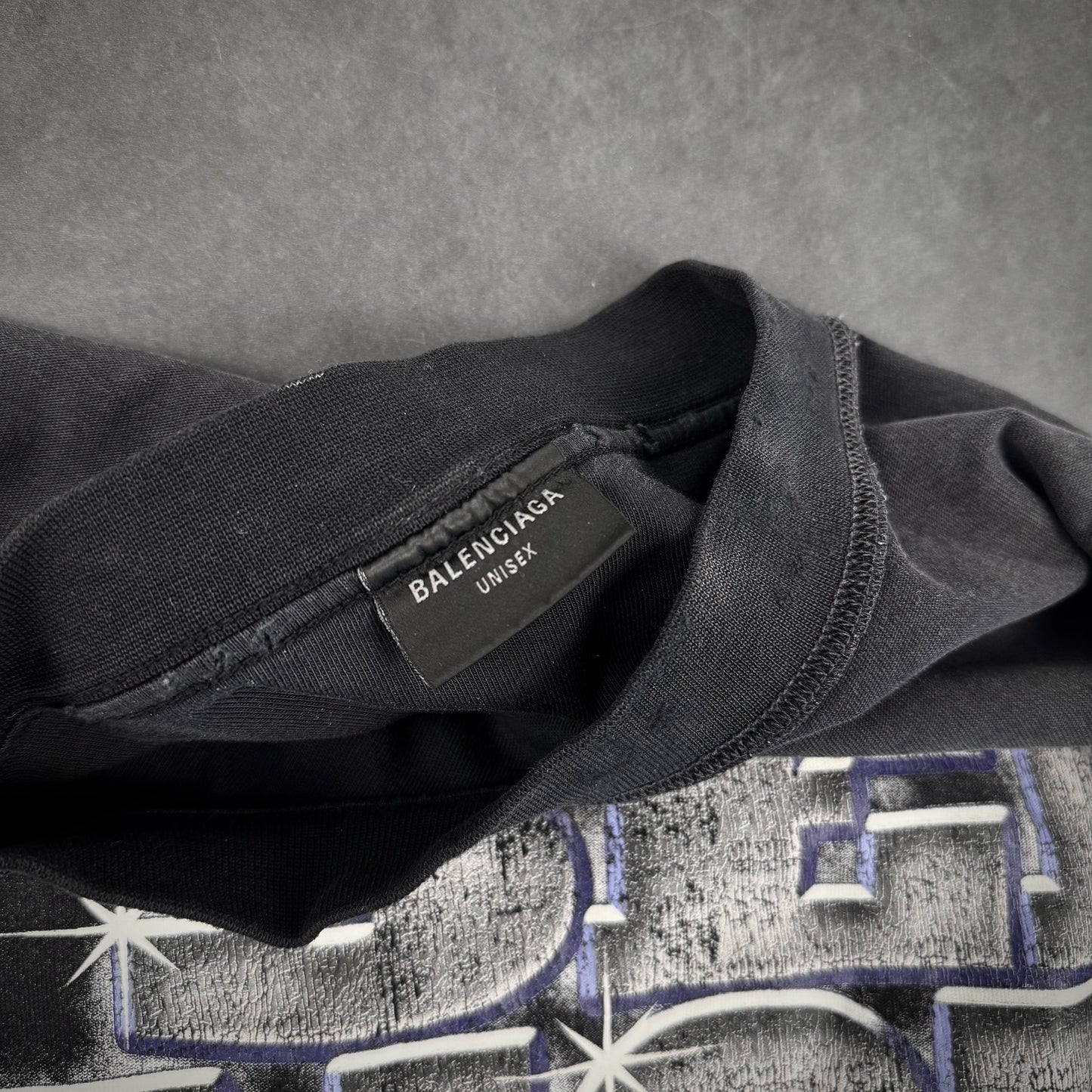 Balenciaga „see now buy now“ T-shirt