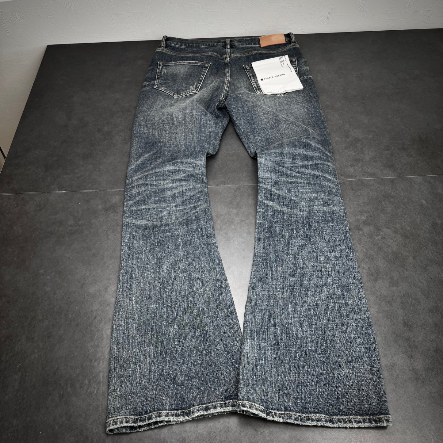 Purple Brand „P004“ Flared Denim