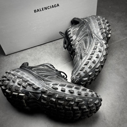 Balenciaga Bouncer/Defender