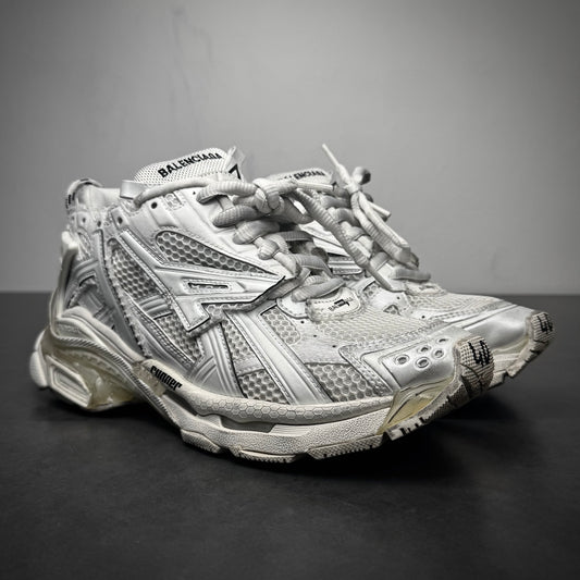 Balenciaga Runner