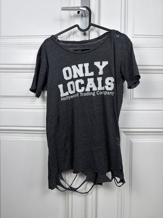 HTC „Only Locals“ Distressed Shirt