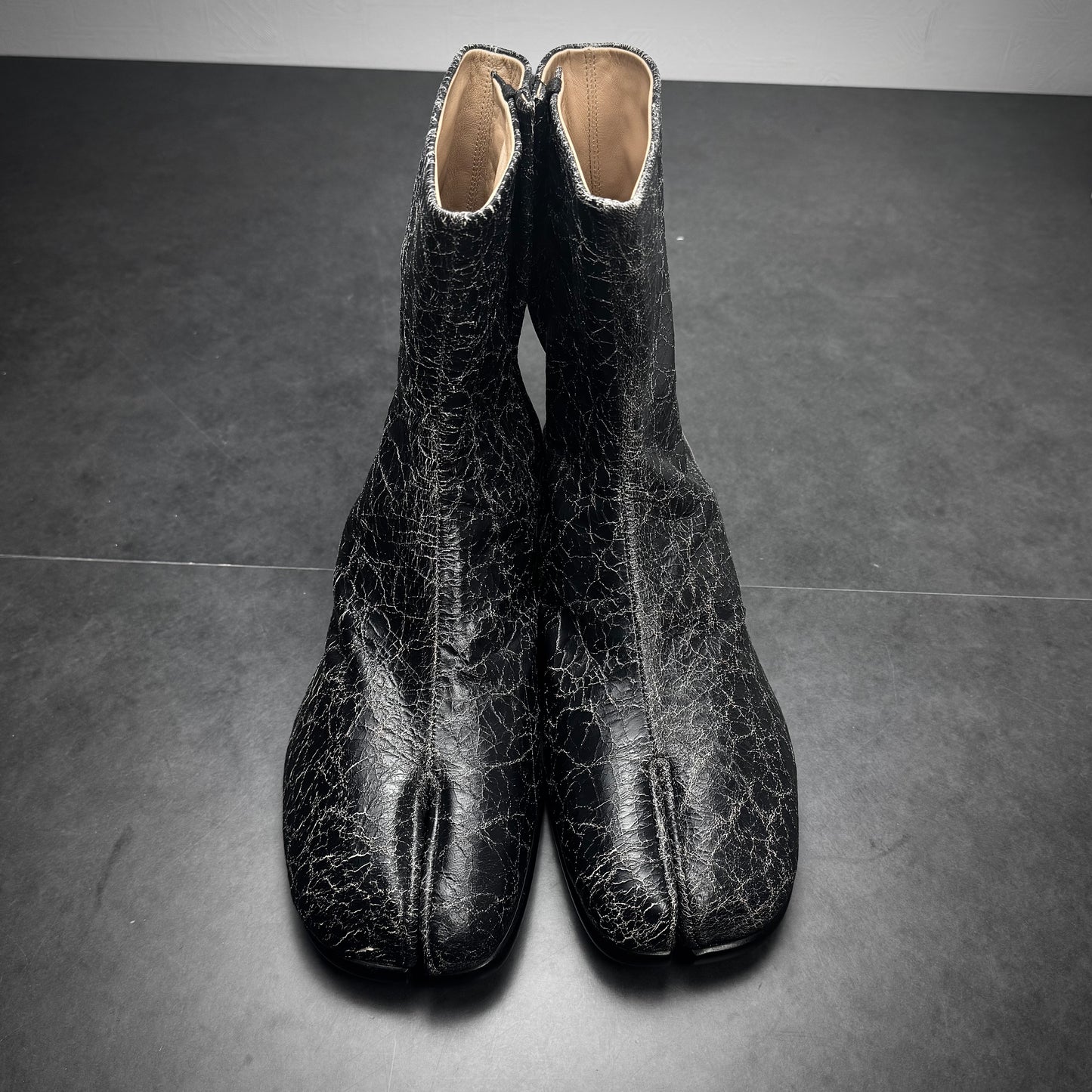 Maison Margiela Cracked Tabi Boots