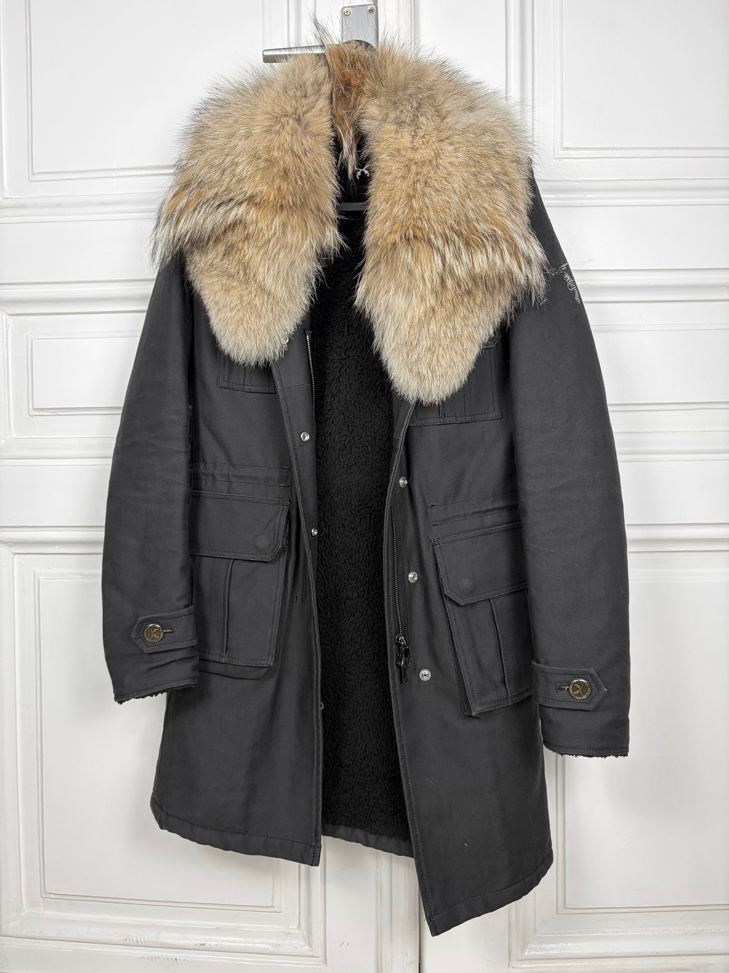 Roar fox fur parka