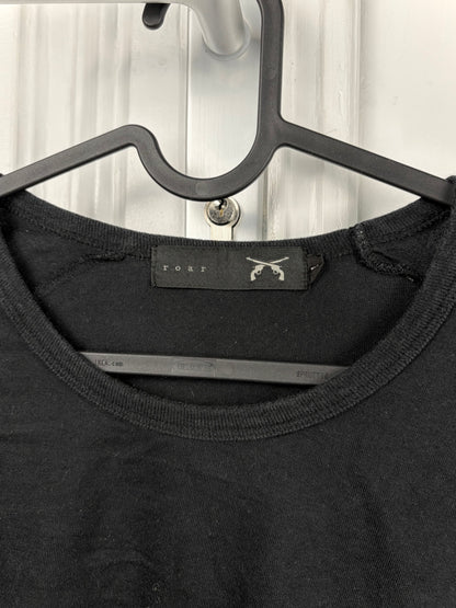 Roar 3/4 Sleeve Gun Shirt