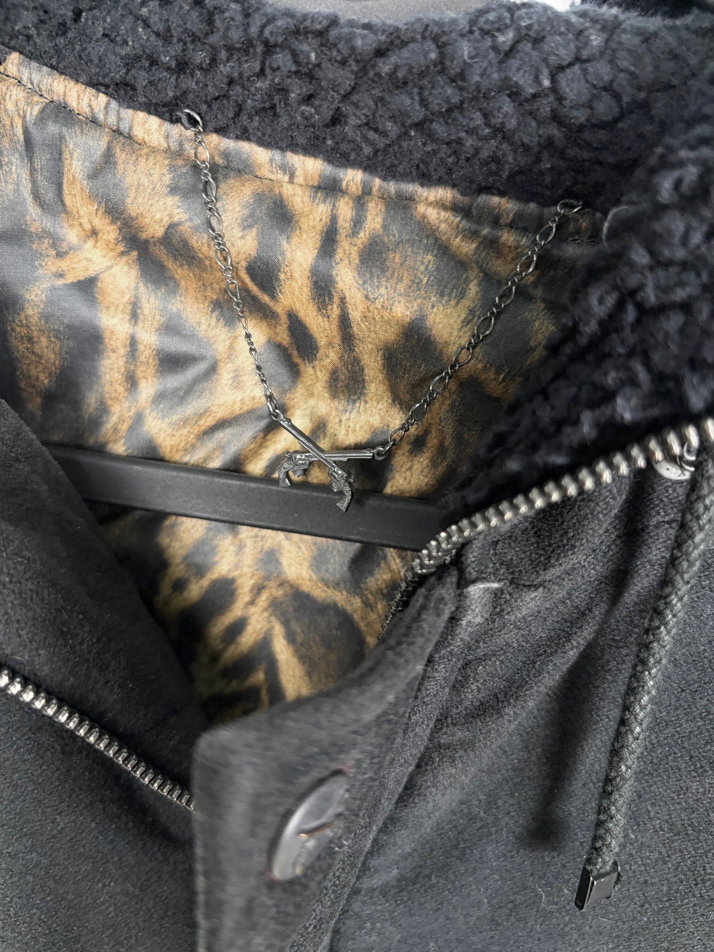 Roar bomber jacket