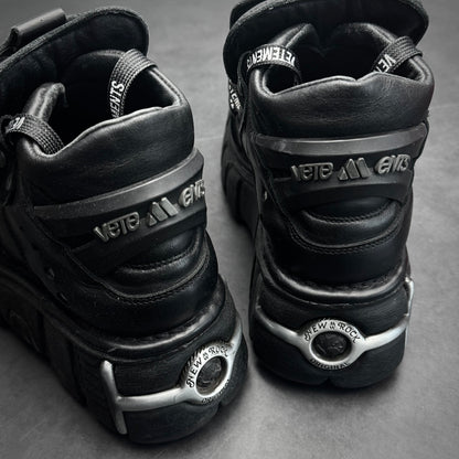 Black Vetements Newrocks