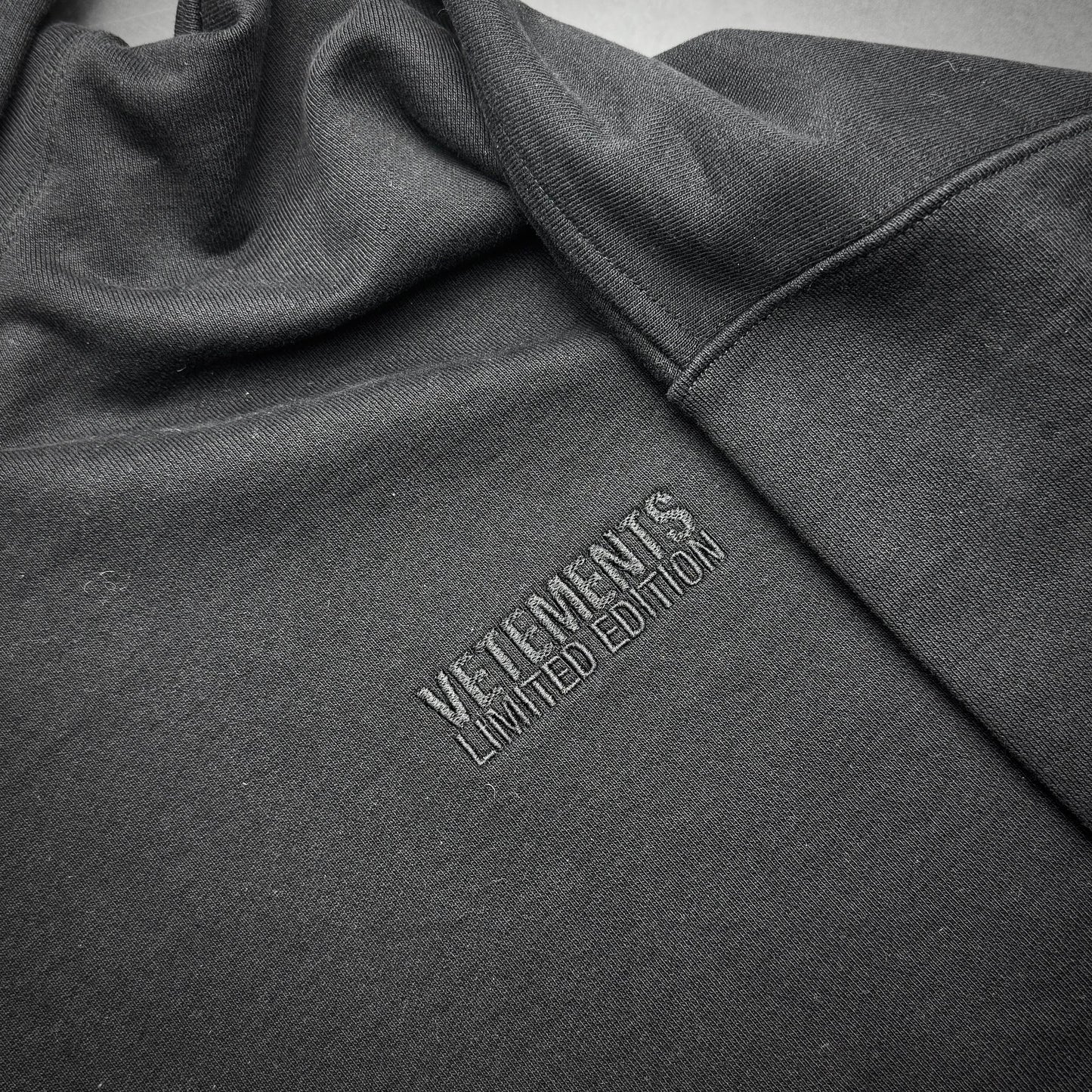 Vetements „limited edition“ hoodie