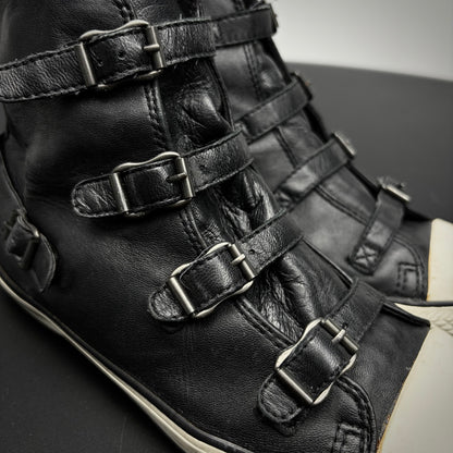 Ash Strap Converse