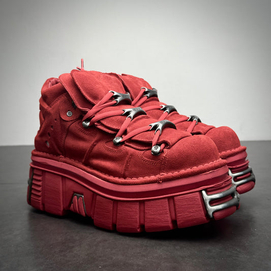 Red Vetements New Rocks