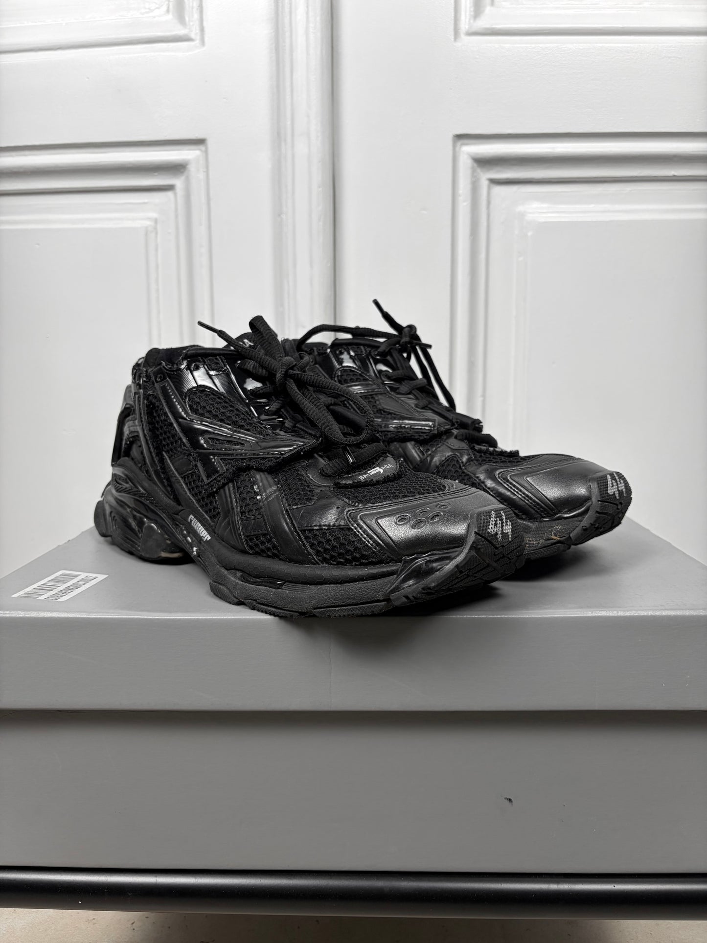 Balenciaga made in italy runner
