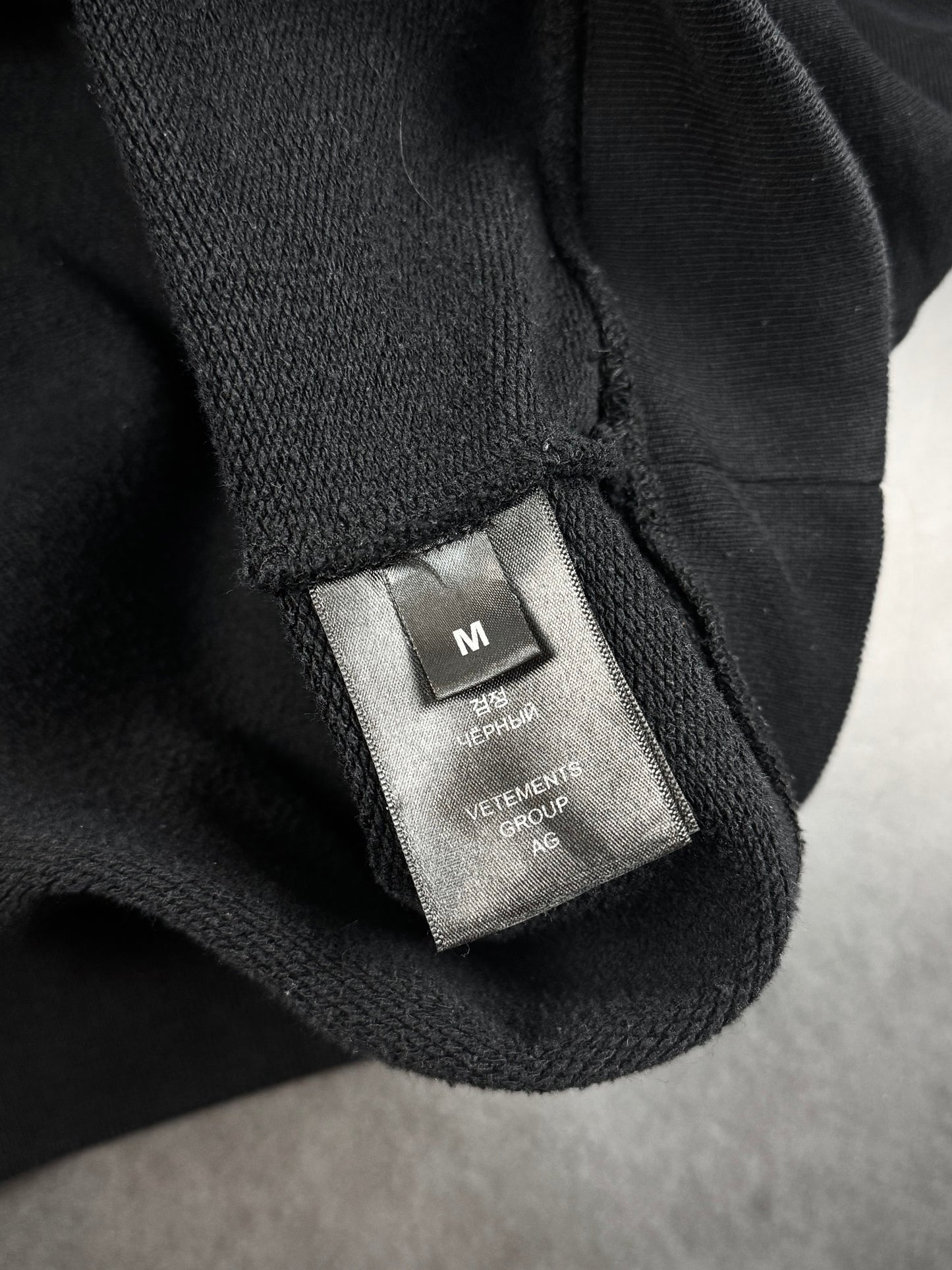 Vetements „Only Vetements“ Hoodie