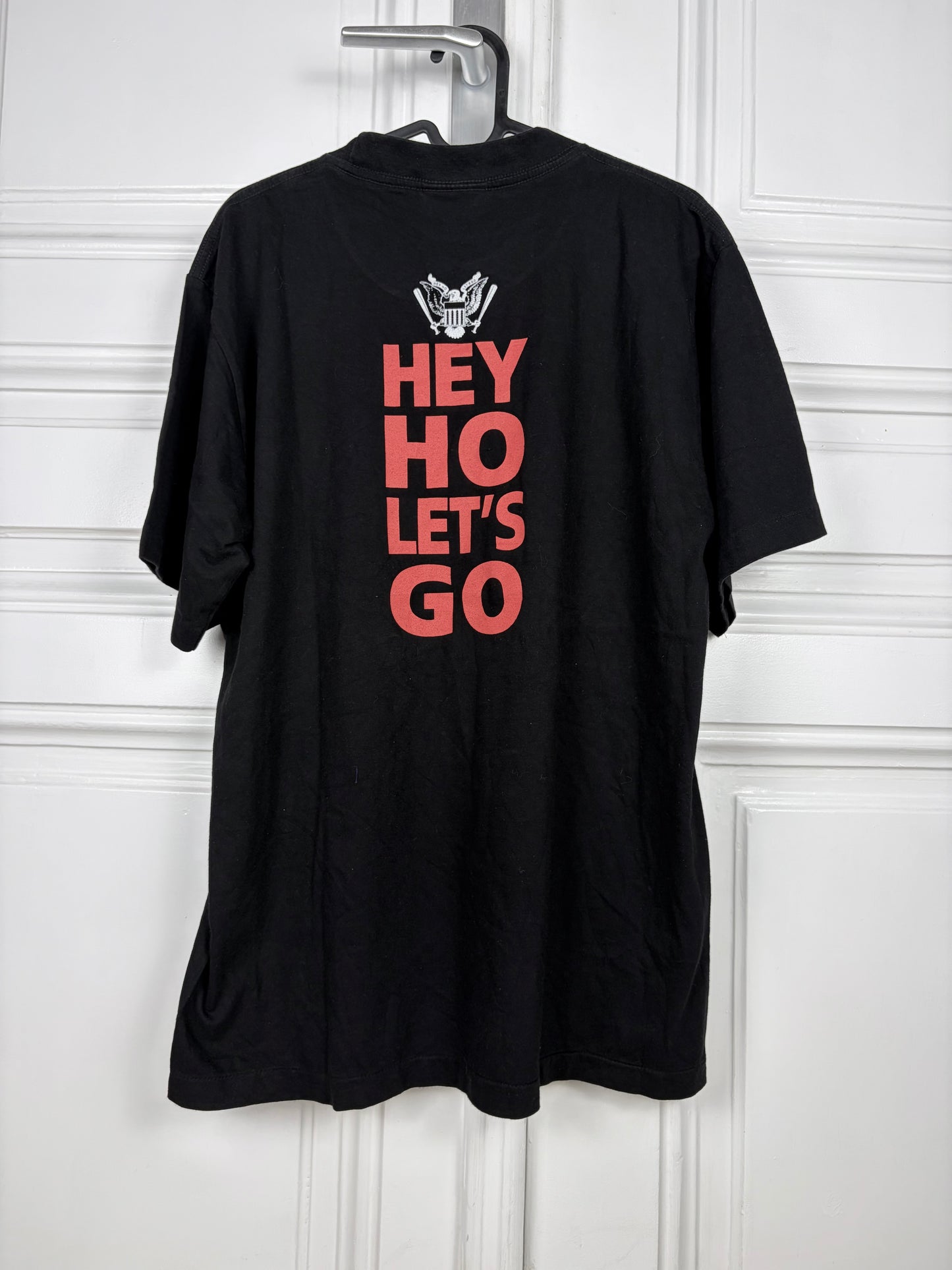 Ramones early 2000s tshirt