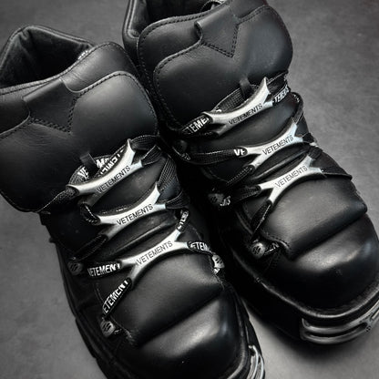 Black Vetements Newrocks