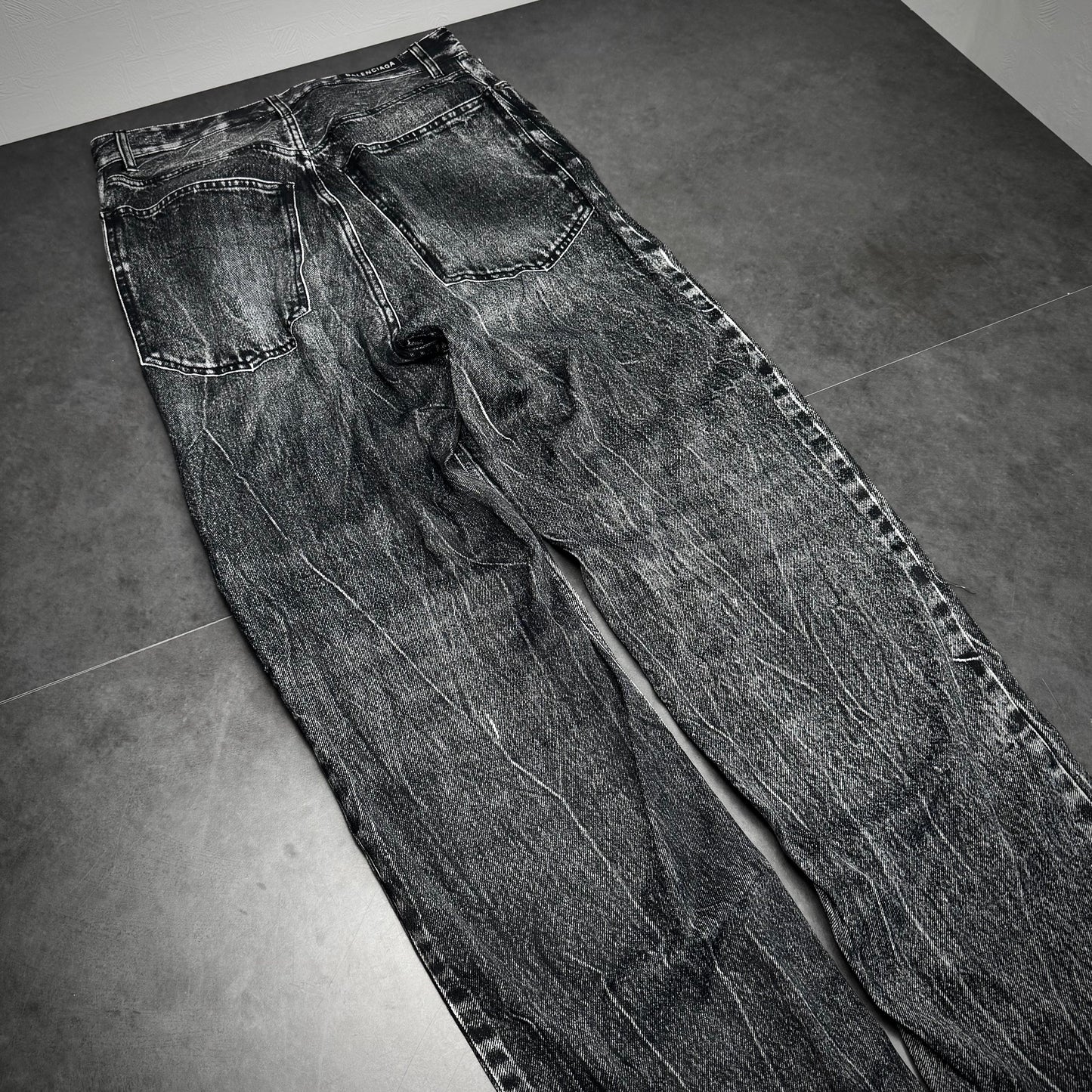 Balenciaga „trompe loeil“ pants