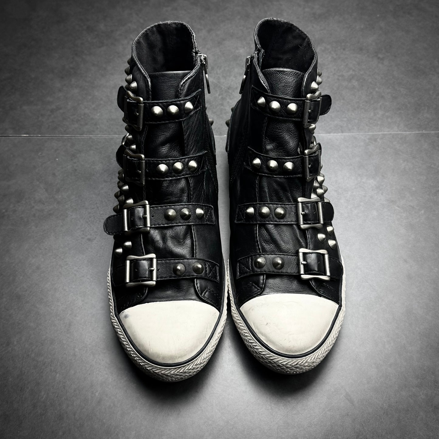 Ash Studded Chucks