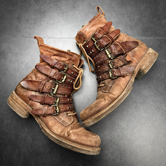 AS 98 Buckle Boots