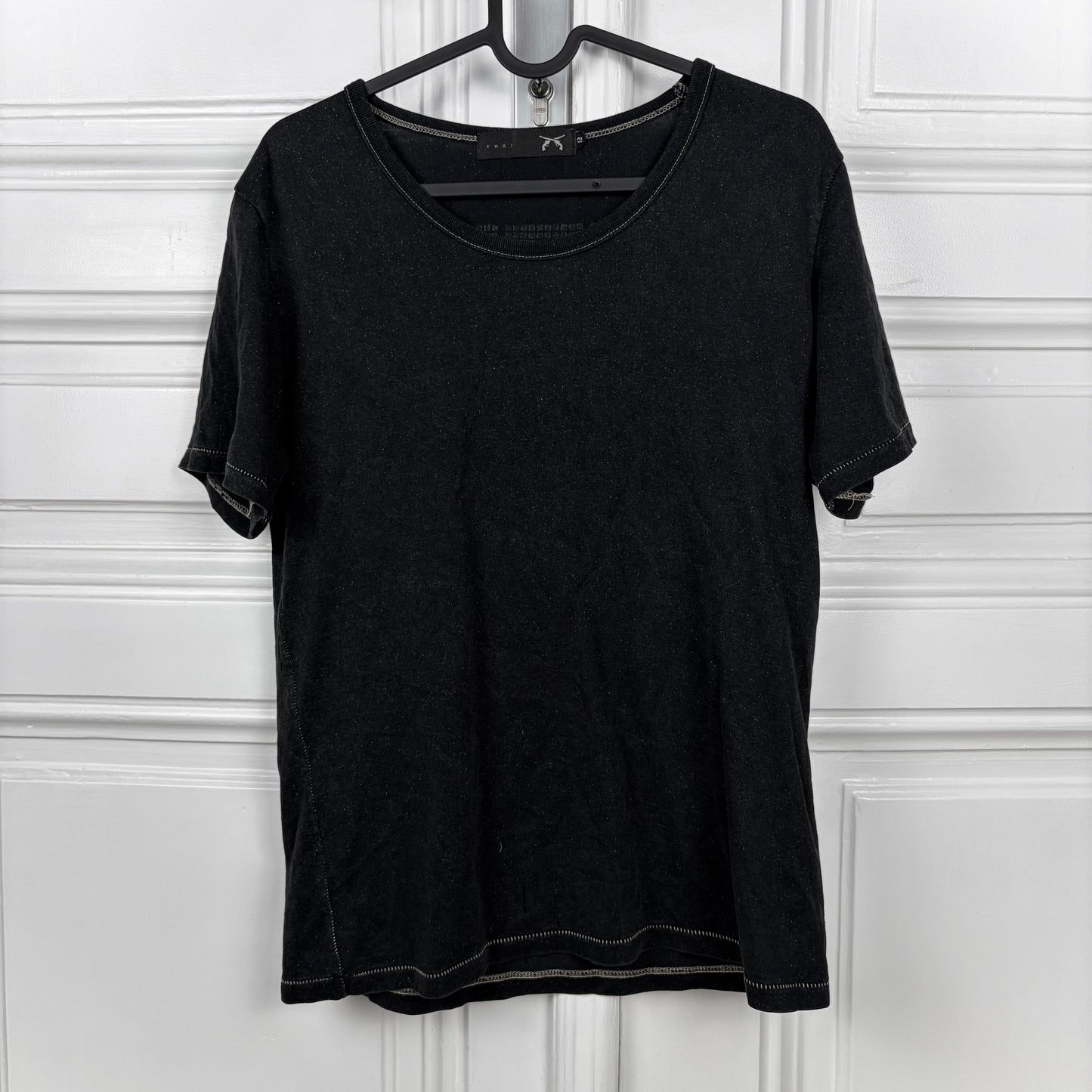 Roar ,Dirty, T-shirt