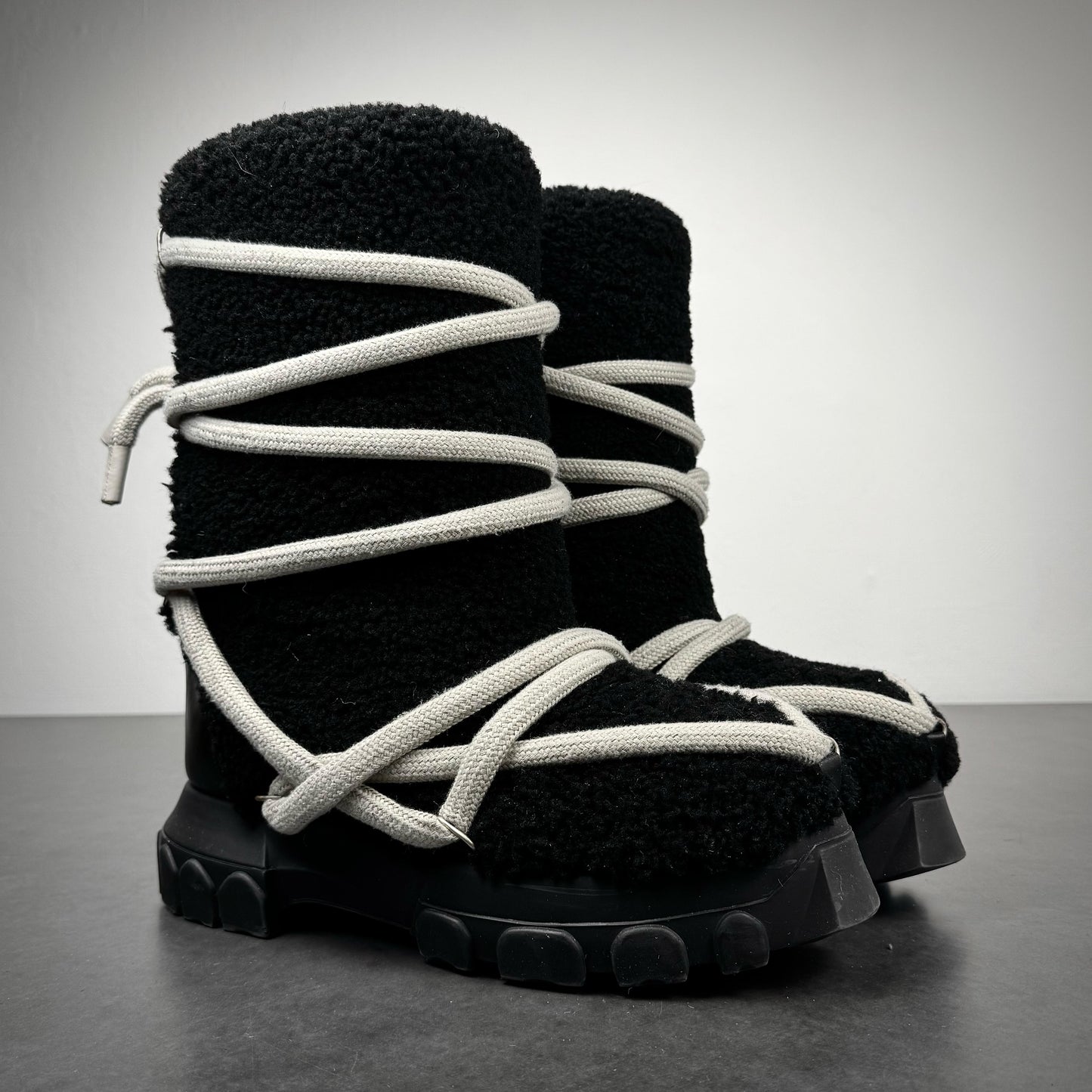 Rick owens „sherling“ lunar boots F/W22 STROBE